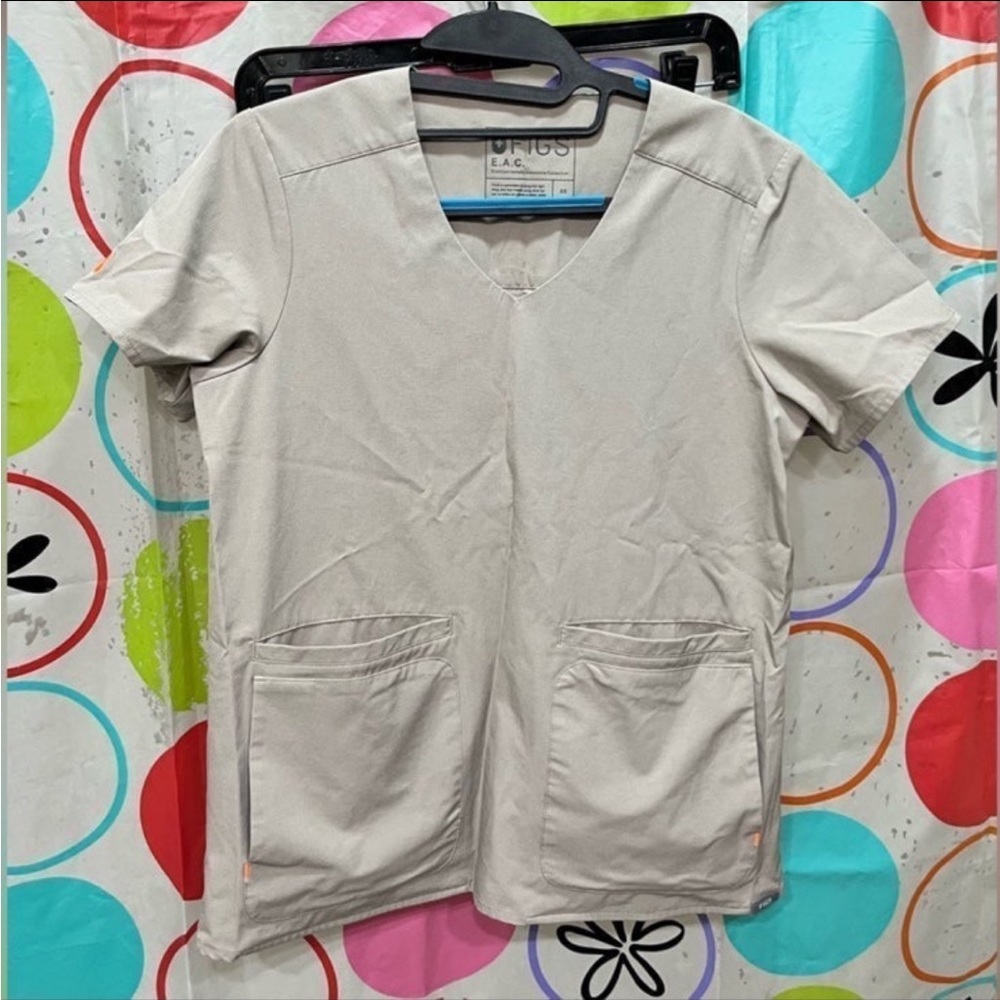 beige figs xs scrubs set